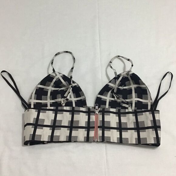 Revolve X NBD Gingham Bralette Crop Top New With Tag Size Medium - Picture 6 of 10